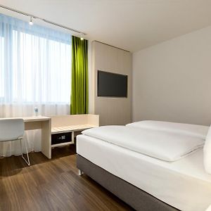 Standard Zimmer mit Zugang für Rollstuhlfahrer mit zwei Einzelbetten